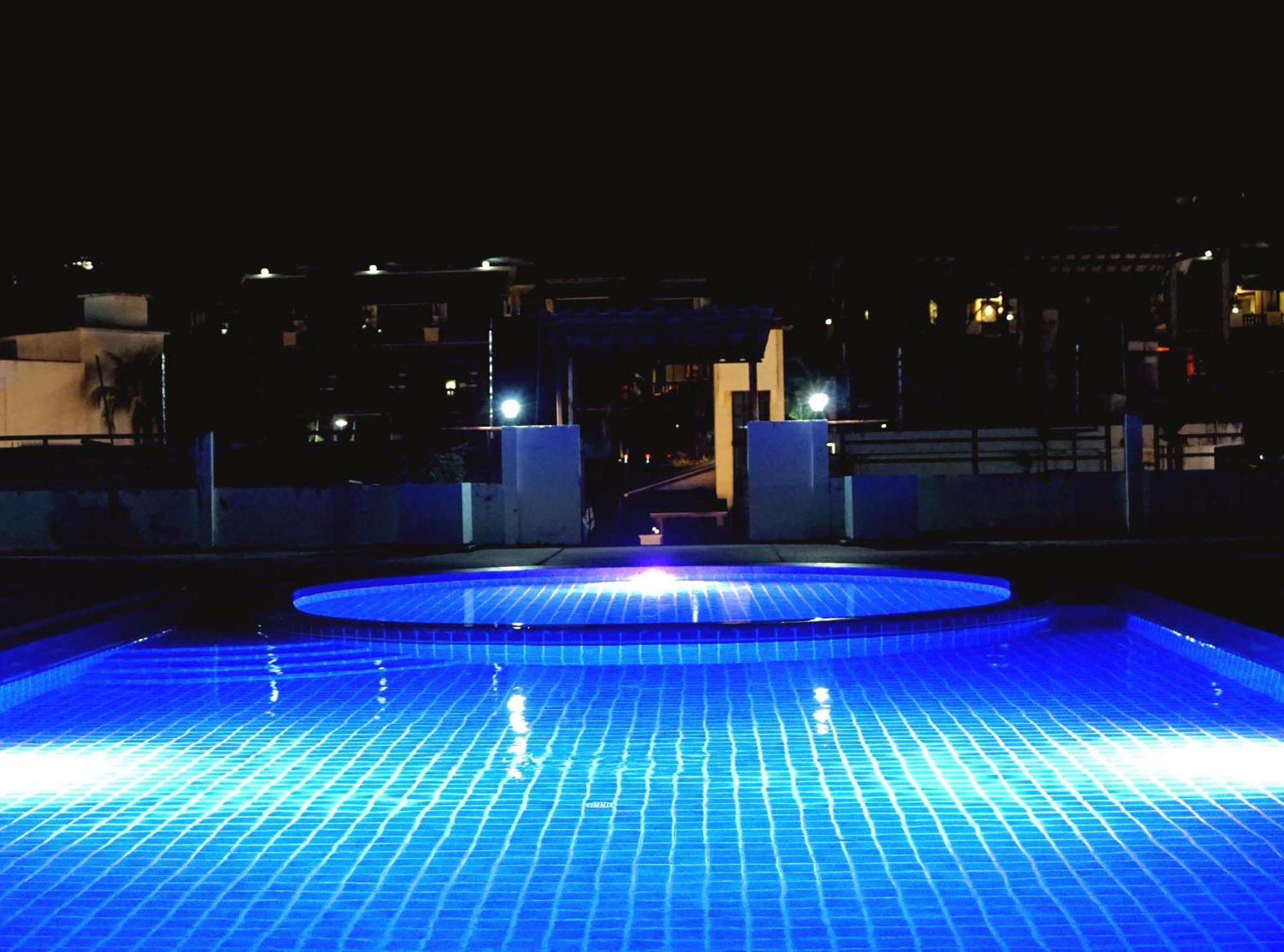 Blue Skyline Hotel Patong Exterior photo